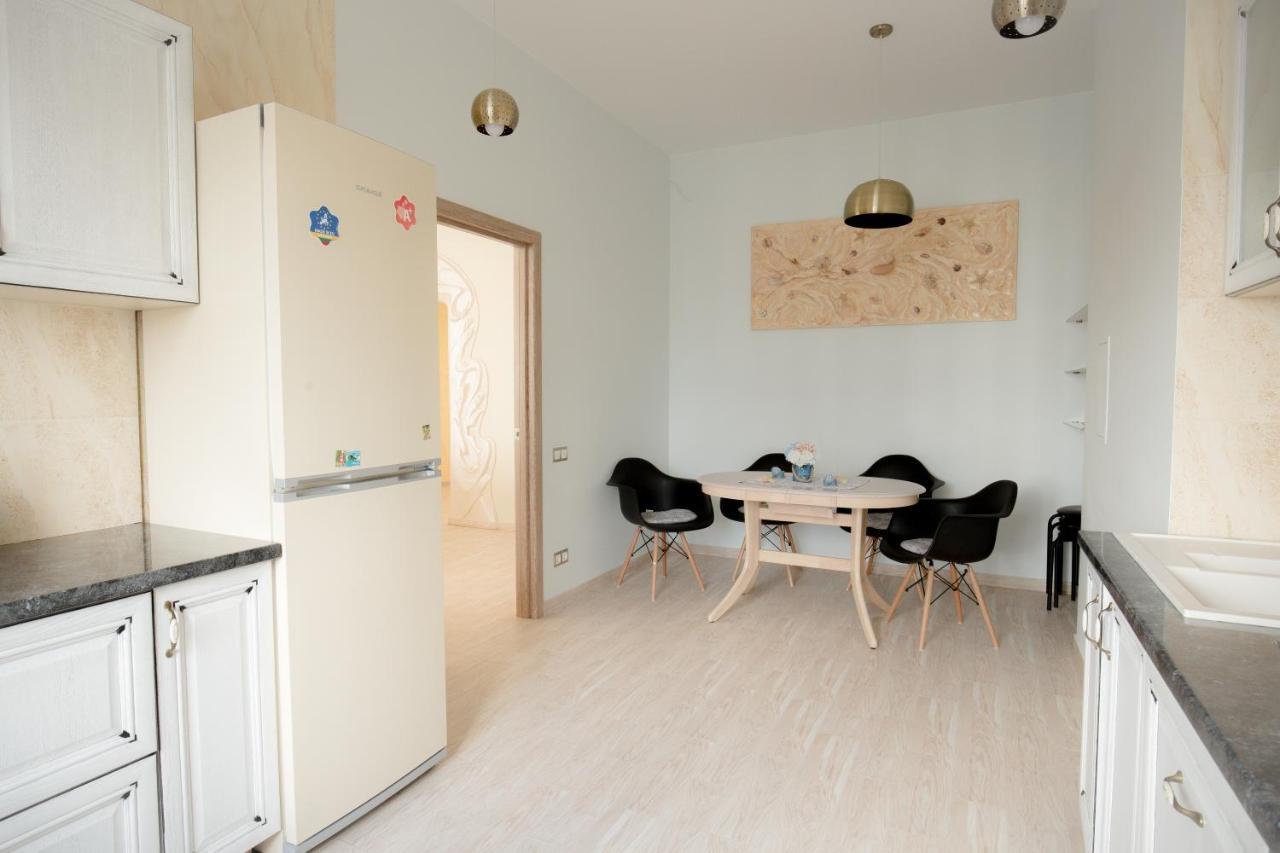 Apartment On Grecheskaya 5 Odessa Exterior foto